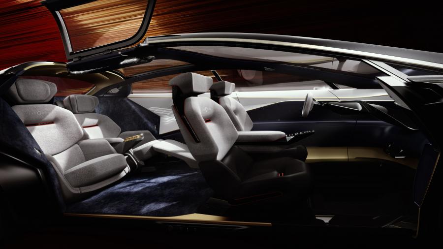 Интерьер Aston Martin Lagonda Vision Concept 2018 года  (фото 10 из 28)